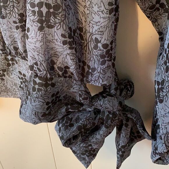 Michael Kors Blue & Black Blouse Size XS - Picture 2 of 4